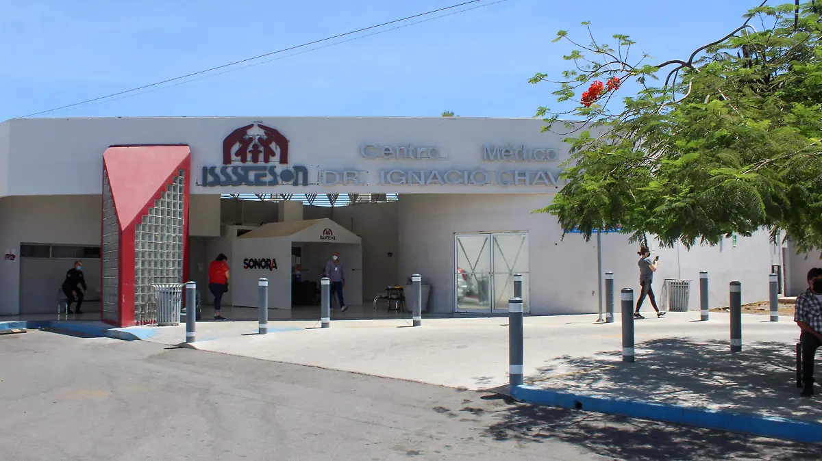 Centro medico Chavez - Mike Acosta